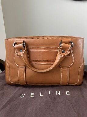 ⭐️PRICE is FIRM!⭐️Vintage Celine Caramel Boogie Bag
